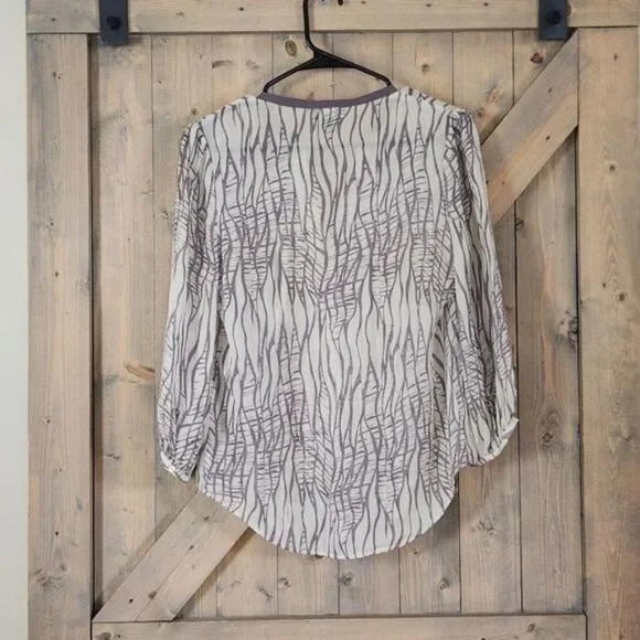 Anthropologie Fei Silk Sheer Blouse Size 4 Small - Picture 6 of 12